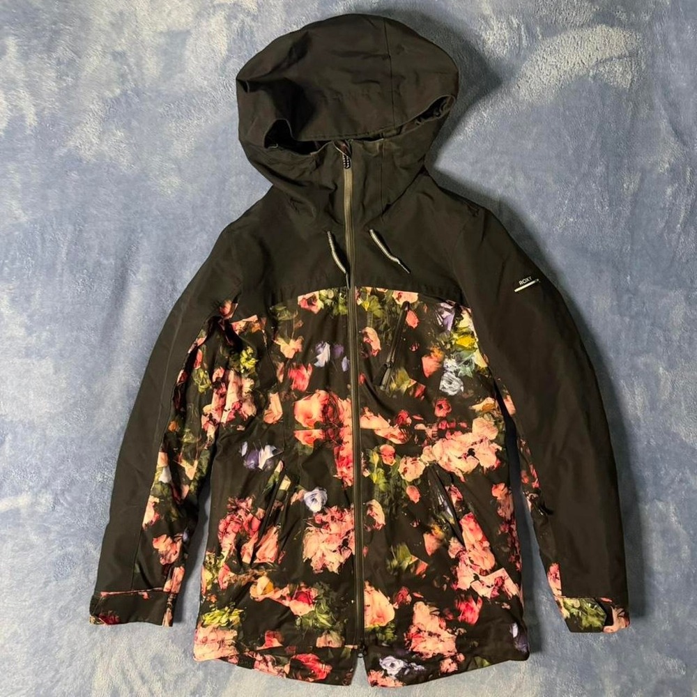 Roxy black floral ski jacket‎ with hood women Size S